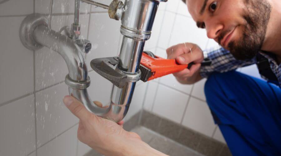 Toilet repair in Portsmouth, RI